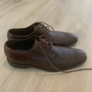 Kenneth Cole - Men's Oxford Dress Shoe (Size 10.5)